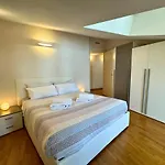 Semesterbostad Dell'arco Alba (Piedmont)