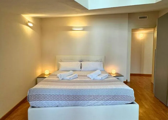 Dell'arco Alba (Piedmont)